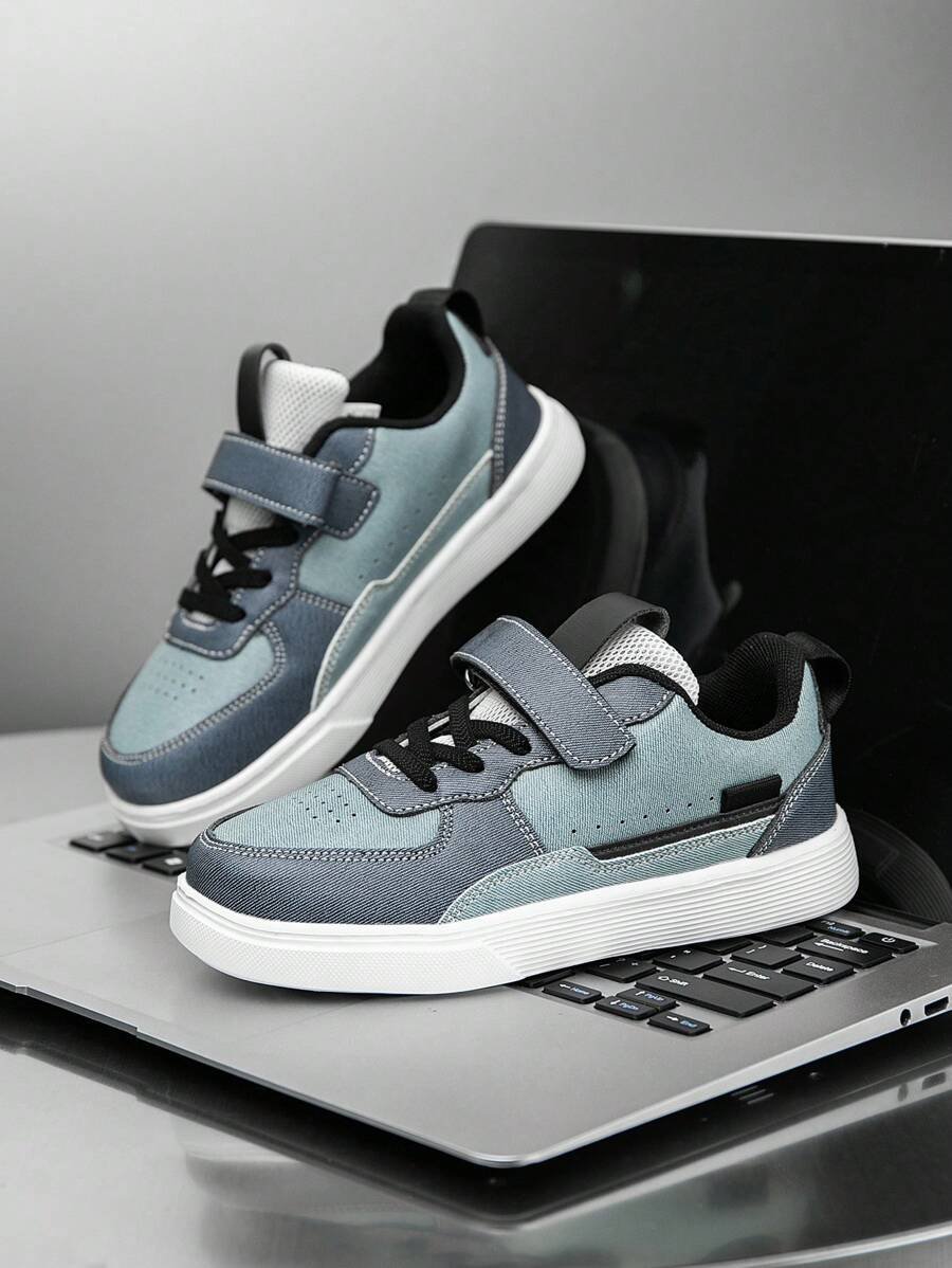 زوج بأحذية رياضية للأطفال ، نسيج تنفس مرن ، ماص للصدمات سريع الجفاف ، خفيف الوزن مقاوم للماء ، مانع الانزلاق ، مصنوع من جلد PU متين للرياضة ، الشارع والجري للأولاد والبنات - الصورة 7