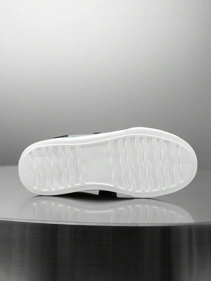 زوج بأحذية رياضية للأطفال ، نسيج تنفس مرن ، ماص للصدمات سريع الجفاف ، خفيف الوزن مقاوم للماء ، مانع الانزلاق ، مصنوع من جلد PU متين للرياضة ، الشارع والجري للأولاد والبنات - الصورة 12