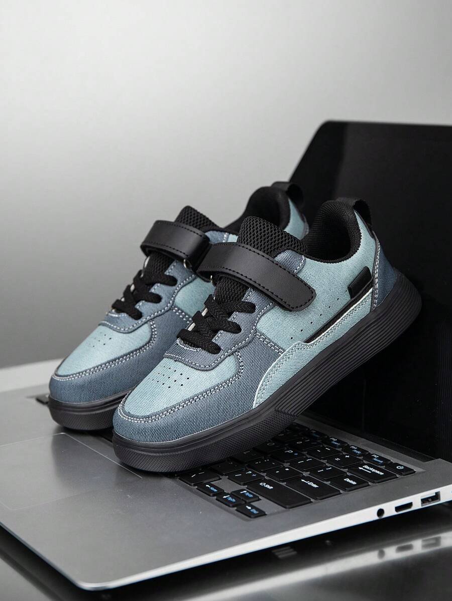 زوج بأحذية رياضية للأطفال ، نسيج تنفس مرن ، ماص للصدمات سريع الجفاف ، خفيف الوزن مقاوم للماء ، مانع الانزلاق ، مصنوع من جلد PU متين للرياضة ، الشارع والجري للأولاد والبنات - الصورة 21